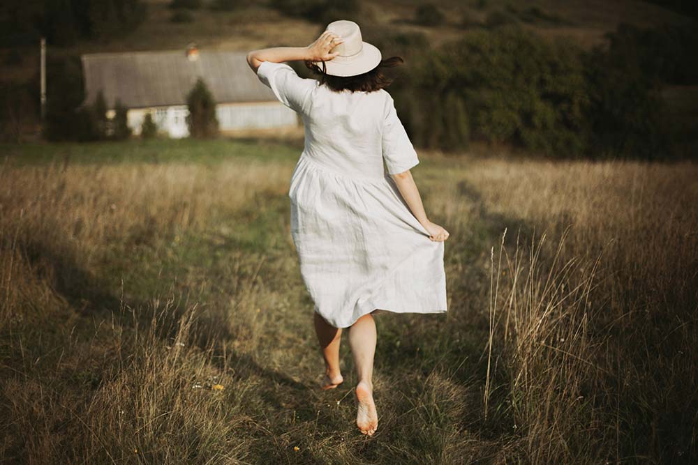  Diverse people finding healing and hope together, mental health in Virginia, EMDR for all issues in Arlington, comprehensive care